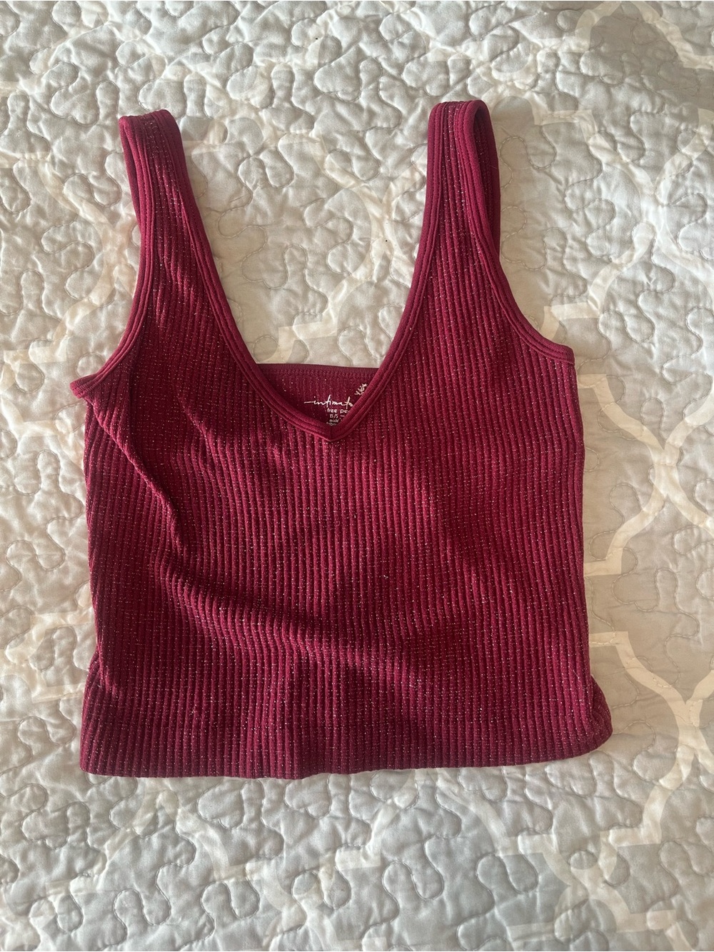 Sparkly Free People Ribbed V-Neck Crop Tank - Wine